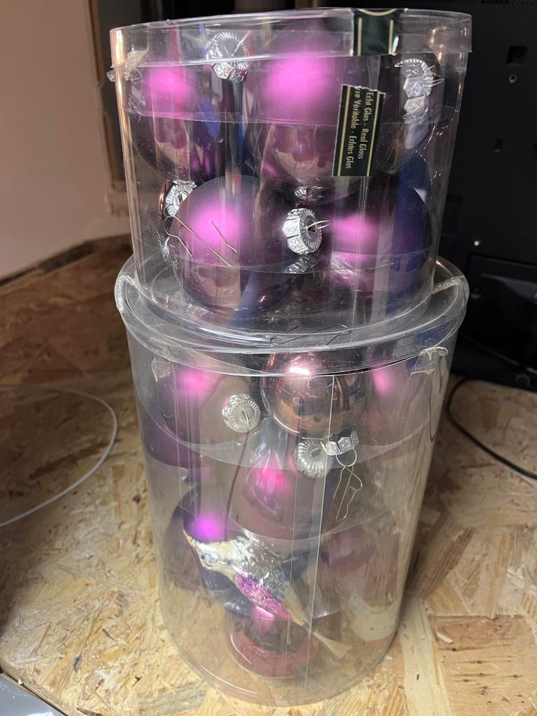 2 dozen paarse kerstballen, Ophalen of Verzenden, Zo goed als nieuw