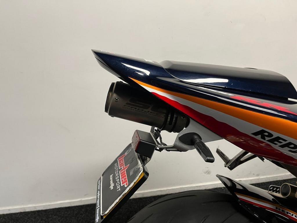 Honda CBR 1000 RR (bj 2007) - foto 3