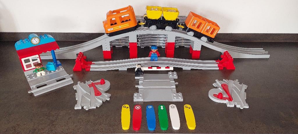 duplo trein oranje (app)  brug, platte brug; 2 wissels ., Ophalen of Verzenden, Gebruikt, Duplo