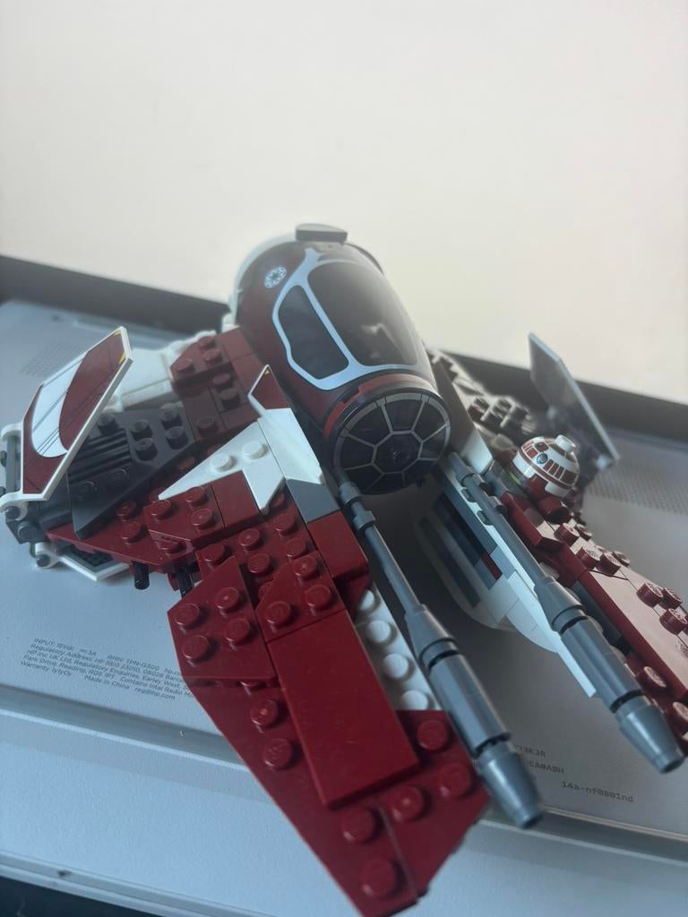 LEGO Star Wars Ahsoka Jedi Starfighter ZONDER minifiguren, Verzamelen, Ophalen of Verzenden, Zo goed als nieuw, Actiefiguurtje