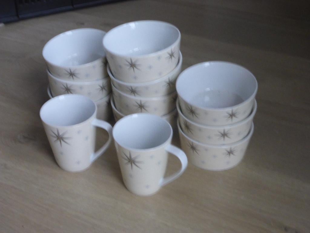 Schaaltjes en bekers met sterren, gekocht bij albert heijn., Overige typen, Ophalen of Verzenden, Zo goed als nieuw, Overige stijlen