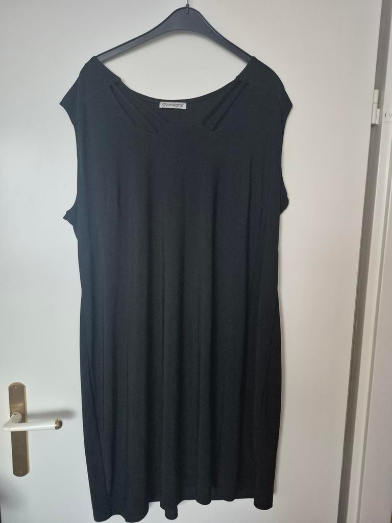 Zwart zomers jurkje van Magna, Kleding | Dames, Zwart, Maat 46/48 (XL) of groter, Ophalen of Verzenden, Zo goed als nieuw