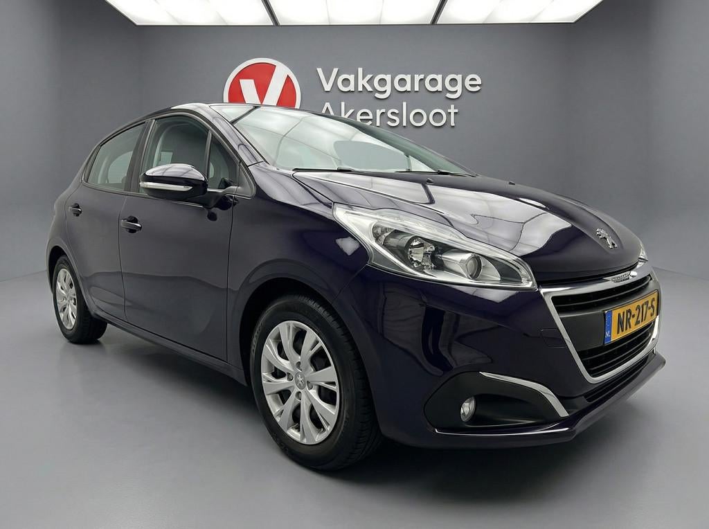 Peugeot 208 1.2 PureTech Blue Lion / Parkeersensoren / Navi, Voorwielaandrijving, Stof, Gebruikt, 1199 cc