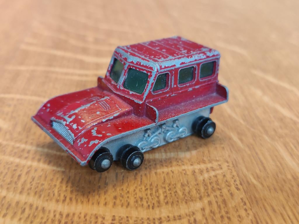 Matchbox Snow Trac ROOD, Ophalen of Verzenden, Zo goed als nieuw, Auto