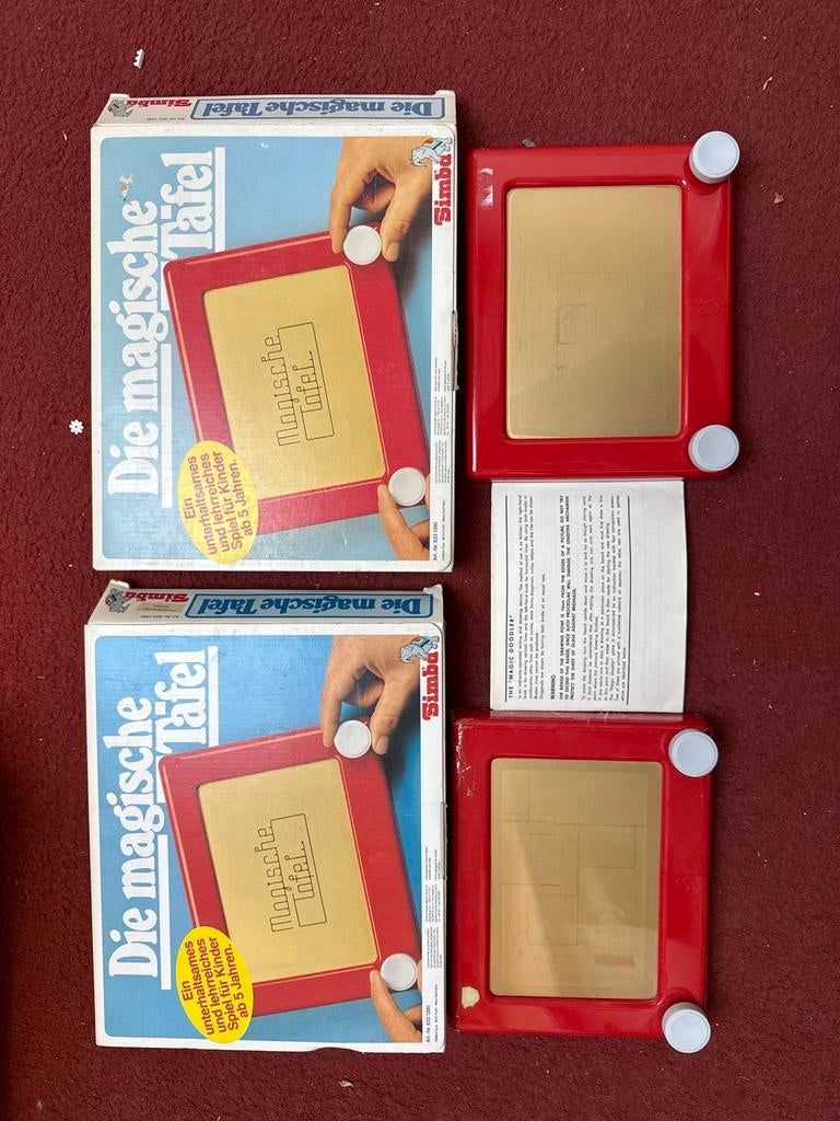 Vintage Simba Magische teken Tafel - 2 stuks, Ophalen, Gebruikt, Knutselen