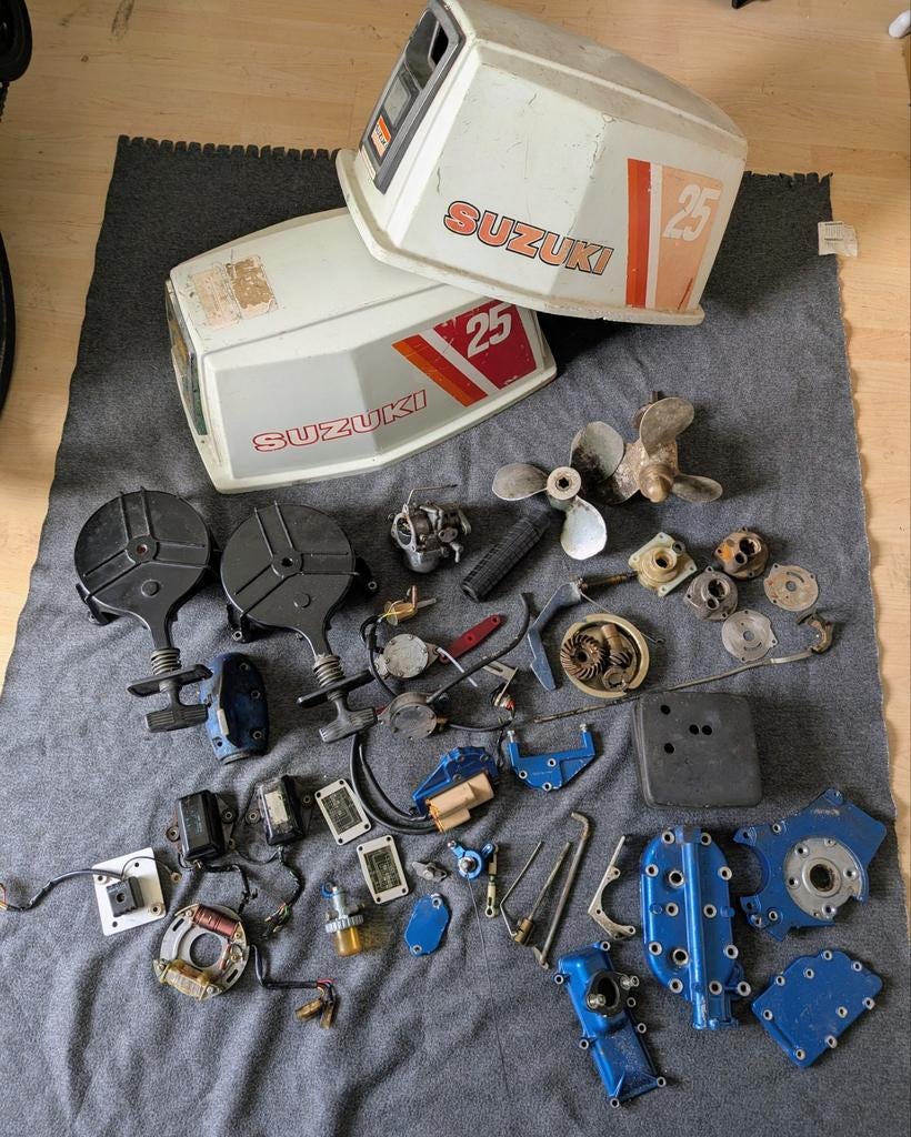 Suzuki 25PK 2-Takt Buitenboordmotor Onderdelen, Ophalen, Gebruikt, Motor en Techniek, Motorboot