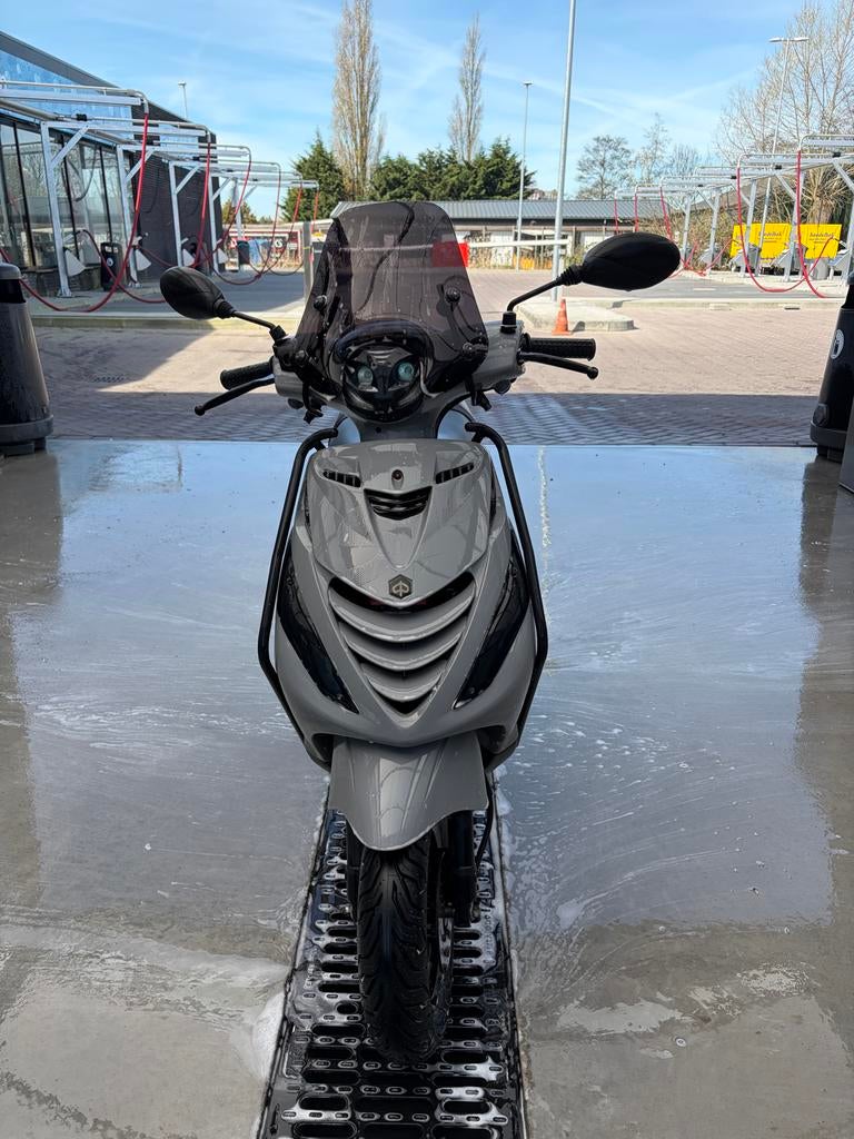 Piaggio Zip Nardo Grey - Stijlvolle en betrouwbare scooter, Ophalen, Gebruikt, Maximaal 45 km/u, Zip