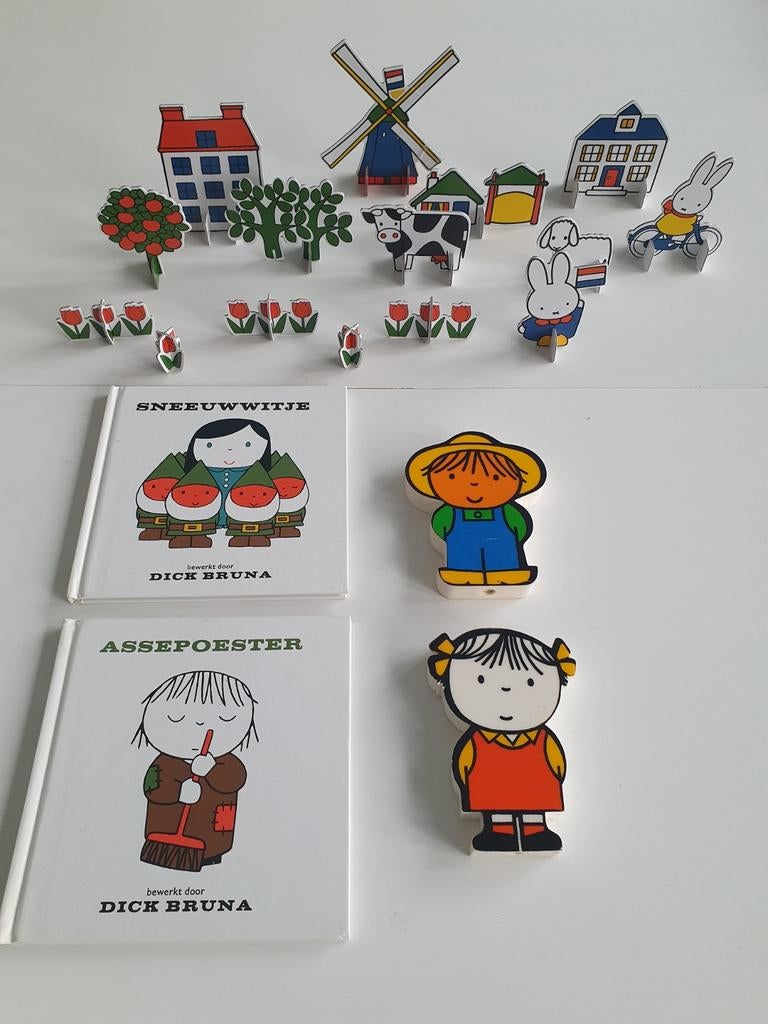 Dick Bruna, 2 boekjes, bouwplaat en 2 pieppopjes, Kinderen en Baby's, Speelgoed | Babyspeelgoed, Overige typen, Ophalen of Verzenden
