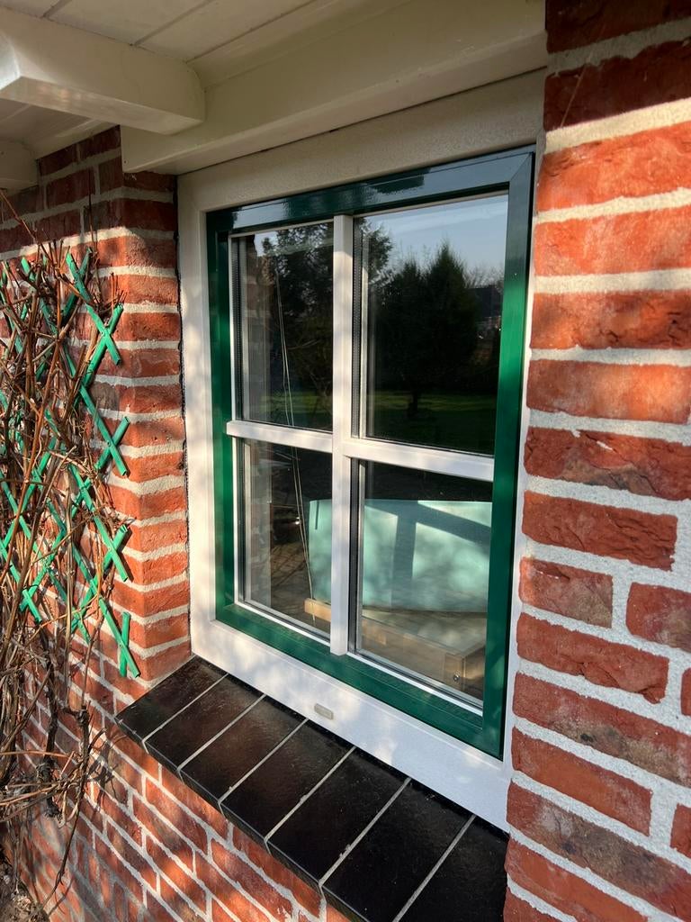 Diverse kunststof kozijnen (dubbel glas + roedeverdeling), Doe-het-zelf en Verbouw, Kozijnen en Schuifpuien, Kunststof, Gebruikt