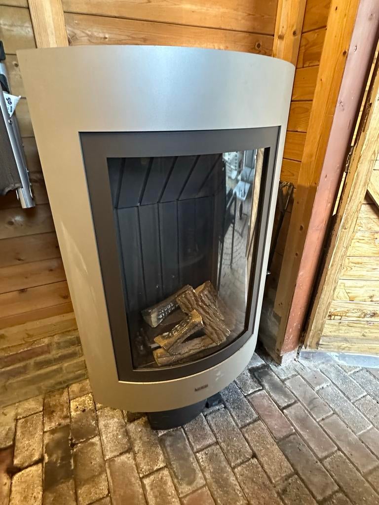 HELEX Gaskachel - Modern en Efficiënt, Ophalen, Gebruikt, Gas, Vrijstaand