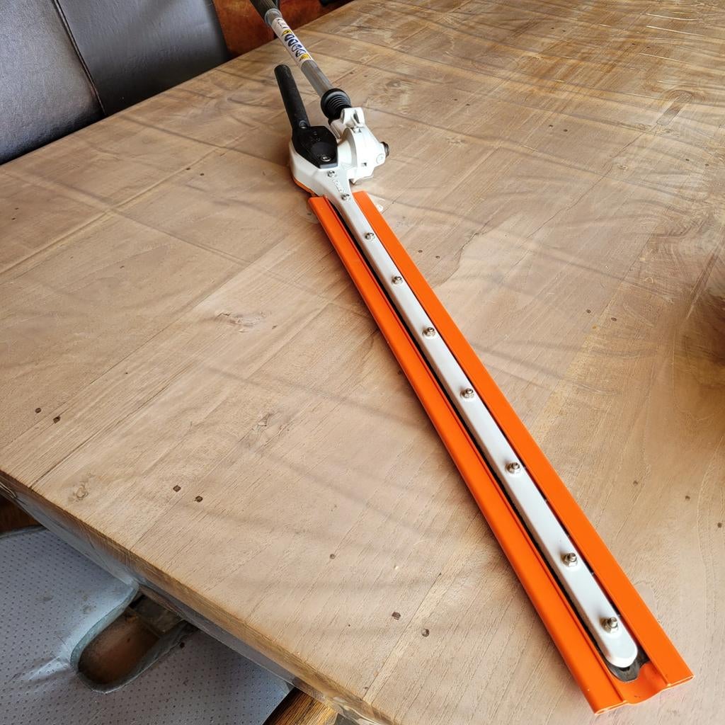 Stihl HL 145 Heggensnoeier, Ophalen, Benzine