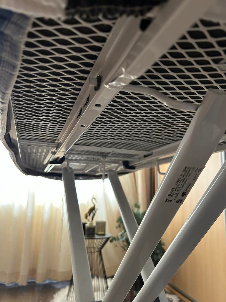 Philips Strijkplank - Verstelbare Hoogte (70-90 cm), Ophalen, Gebruikt