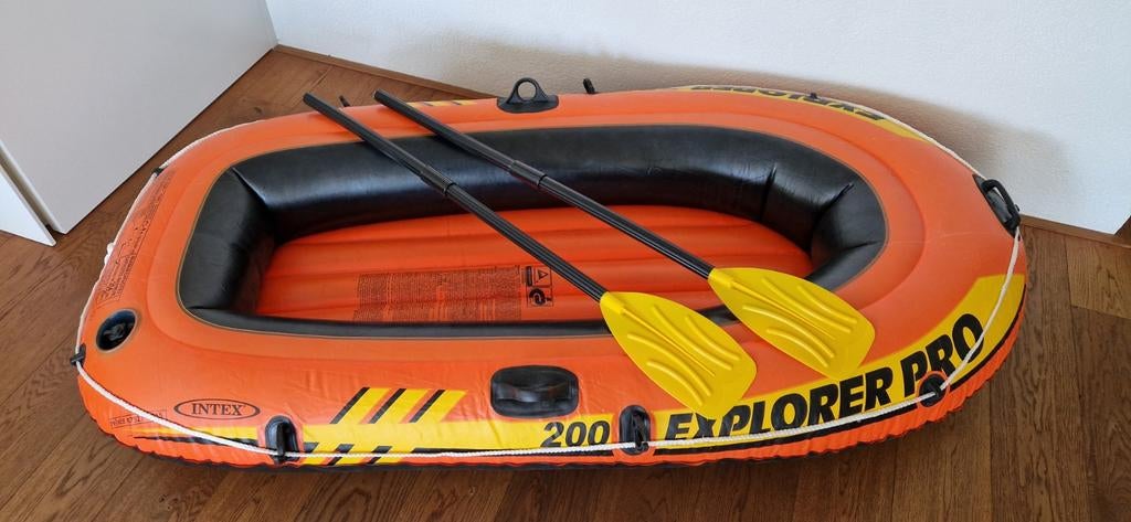 Intex Explorer Pro 200 opblaasboot met peddels, Ophalen, Zo goed als nieuw