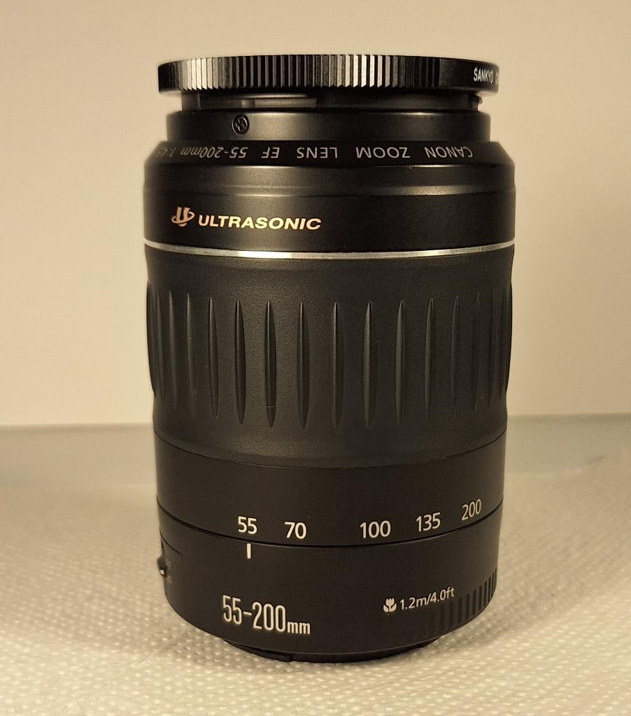 Canon zoomlens EF 55-200 mm, Ophalen of Verzenden, Zo goed als nieuw, Telelens, Zoom