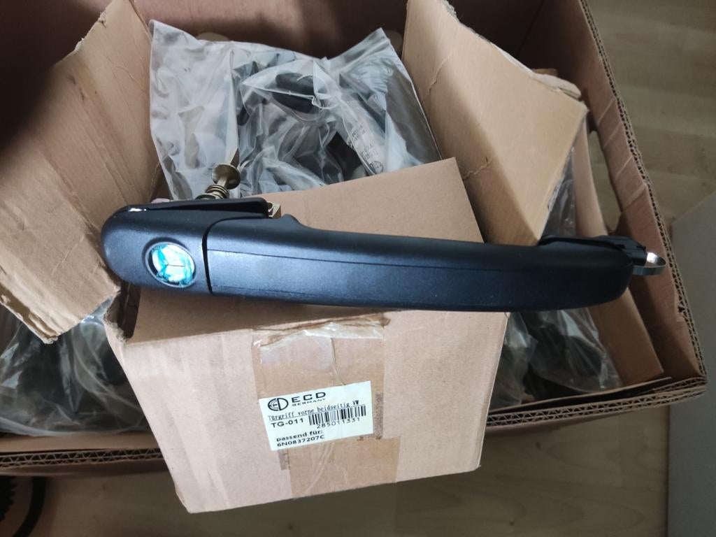 NIEUW//ongebruikt : deurgrepen links/rechts VW 6N1 & 6N2, Auto-onderdelen, Overige Auto-onderdelen, Ophalen of Verzenden, Nieuw