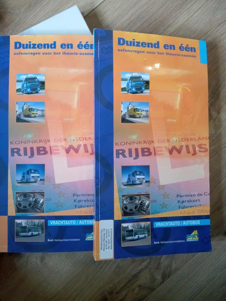 Rijbewijs oefenboeken vrachtauto/autobus, Boeken, Ophalen of Verzenden, Algemeen
