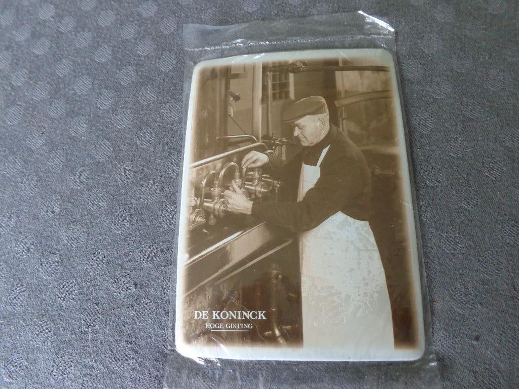 2 metalen emblemen van brouwerij de Koninck uit Antwerpen, Ophalen of Verzenden, Nieuw, Reclamebord, Plaat of Schild, Overige merken