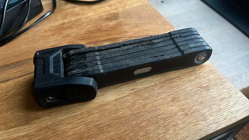 Metalen fietsvouwslot, Ophalen, Gebruikt, Ringslot