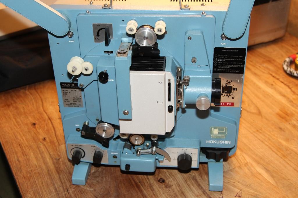 Hokushin SC-10M 16MM film projector Halogeen lamp, Ophalen, 16mm film