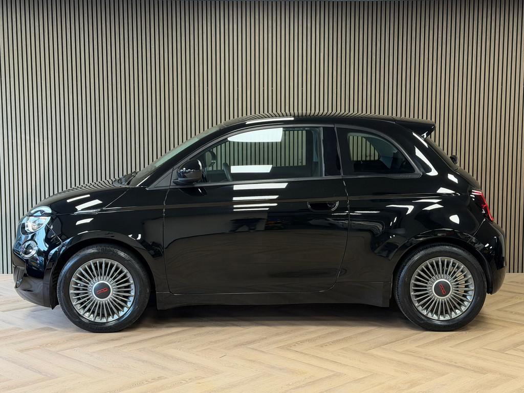 Fiat 500e Icon 42 kWh AUT. KEYLESS-GO NAVIGATIE STOELVERWARM, Auto's, Stof, 118 pk, Met garantie (alle), 4 stoelen