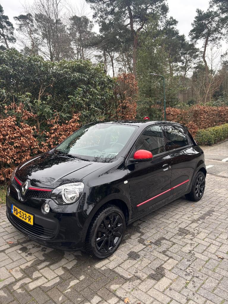 Renault Twingo 1.0 70pk SCE Collection Airco/Tel. bluetooth, Auto's, Euro 6, 840 kg, 4 stoelen, Zwart