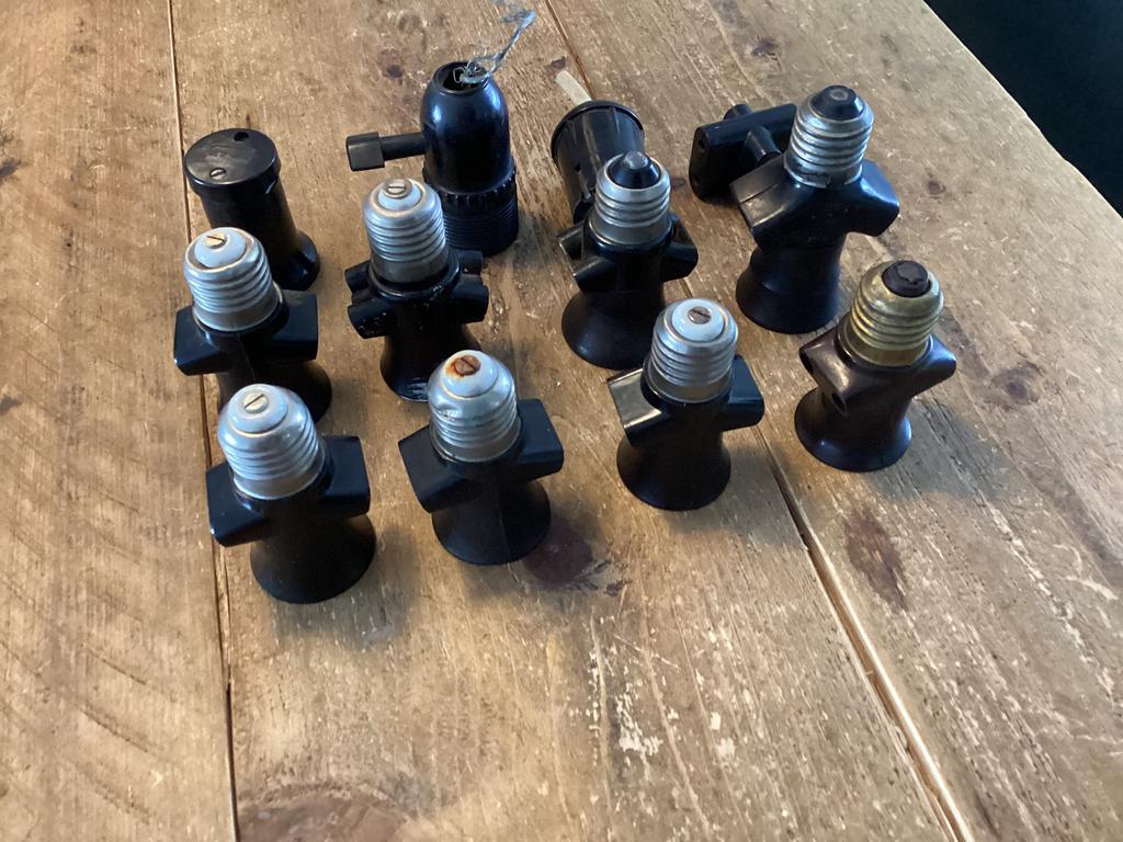 Bakelieten antieke fittingen met stekkeraansluiting, Ophalen of Verzenden