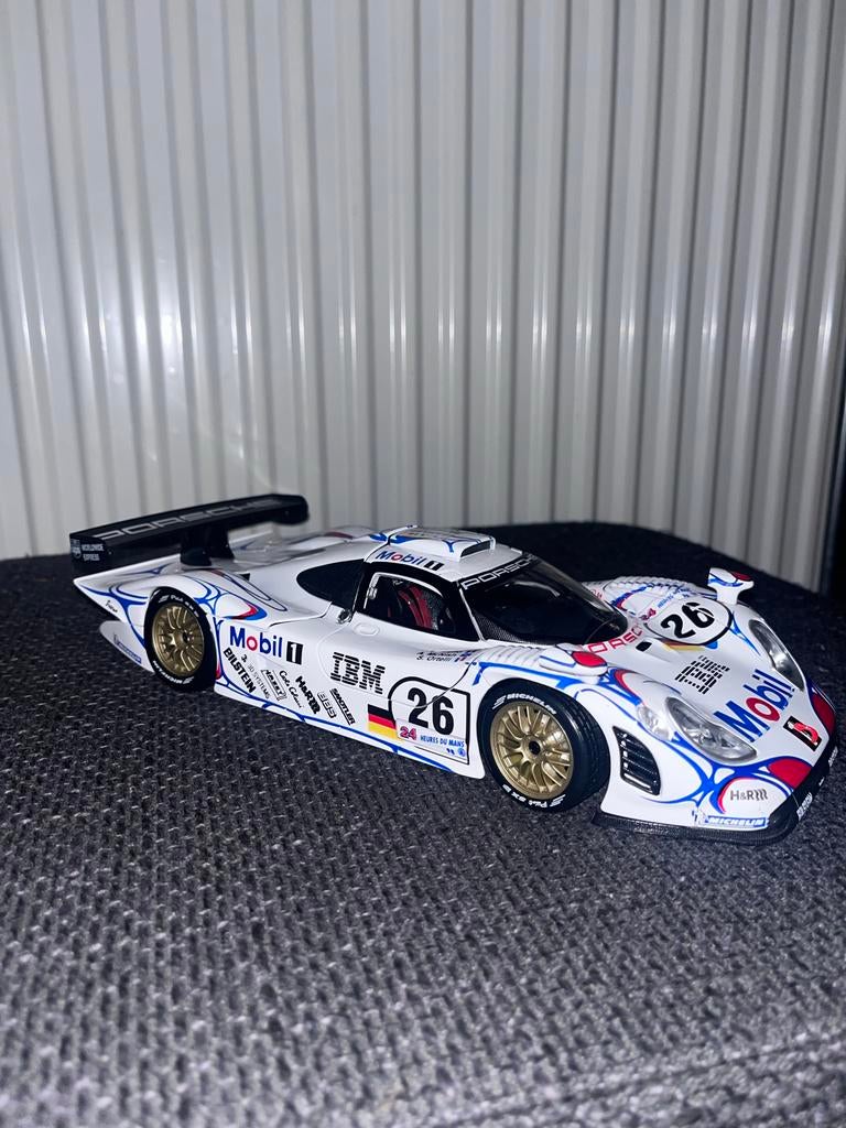 Porsche 911 GT1 1998 Le Mans 1:18, Hobby en Vrije tijd, Modelauto's | 1:18, Ophalen, Zo goed als nieuw, Auto, Maisto