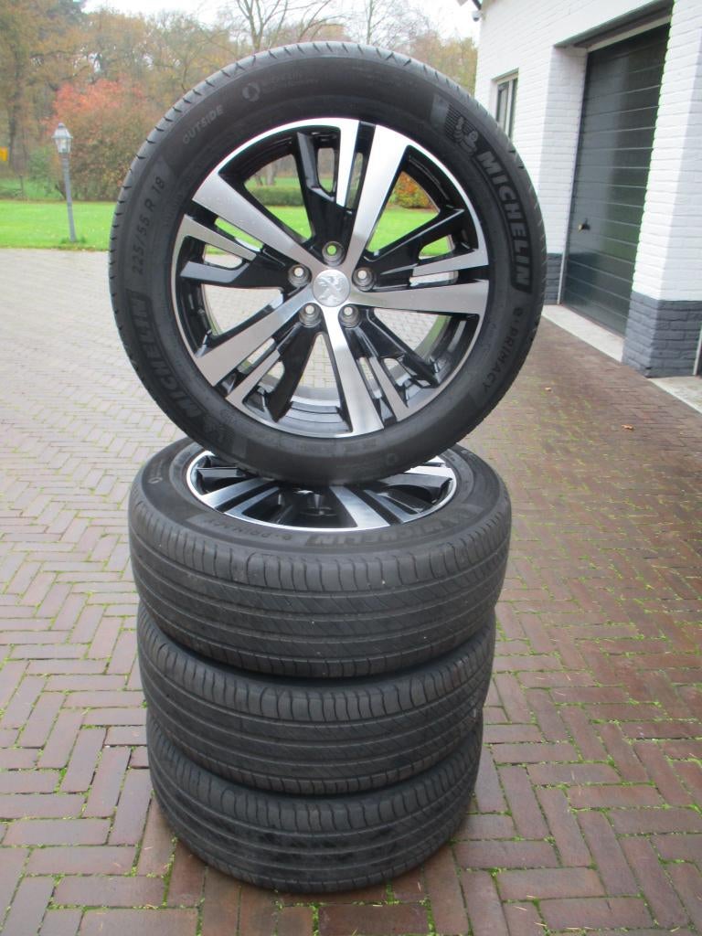 Originele Peugeot 3008 5008 18 inch velgen NIEUWSTAAT, Auto-onderdelen, Banden en Velgen, Ophalen, 18 inch, Gebruikt, Banden en Velgen
