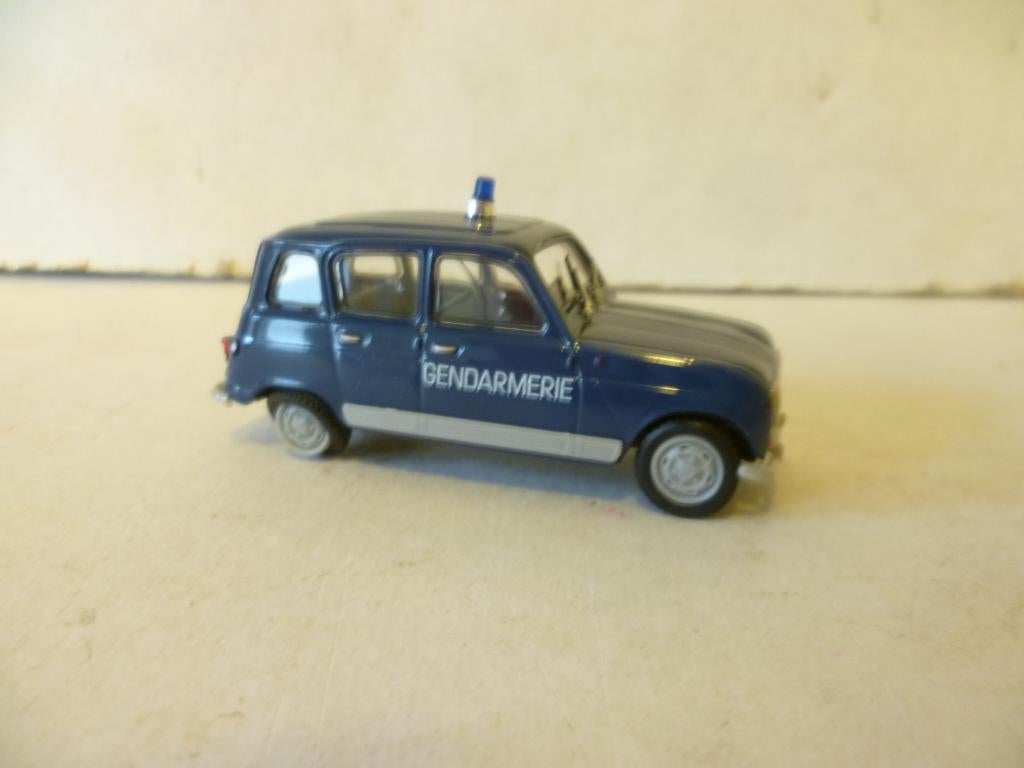 Norev Renault R4 1968 Gendarmerie Franse Politie 1:43 auto, Ophalen of Verzenden, Nieuw, Auto, Norev