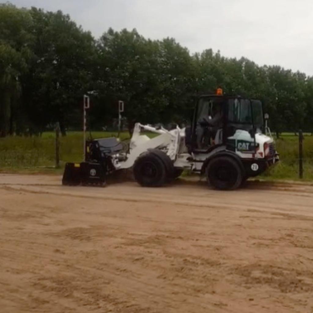 Paardenbak Aanleggen, Opknappen, Egaliseren of Onderhouden