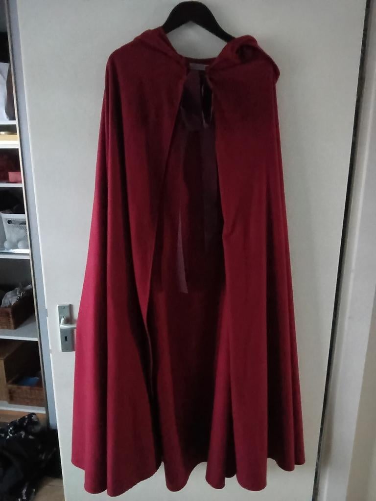 Castelfest cape, Ophalen