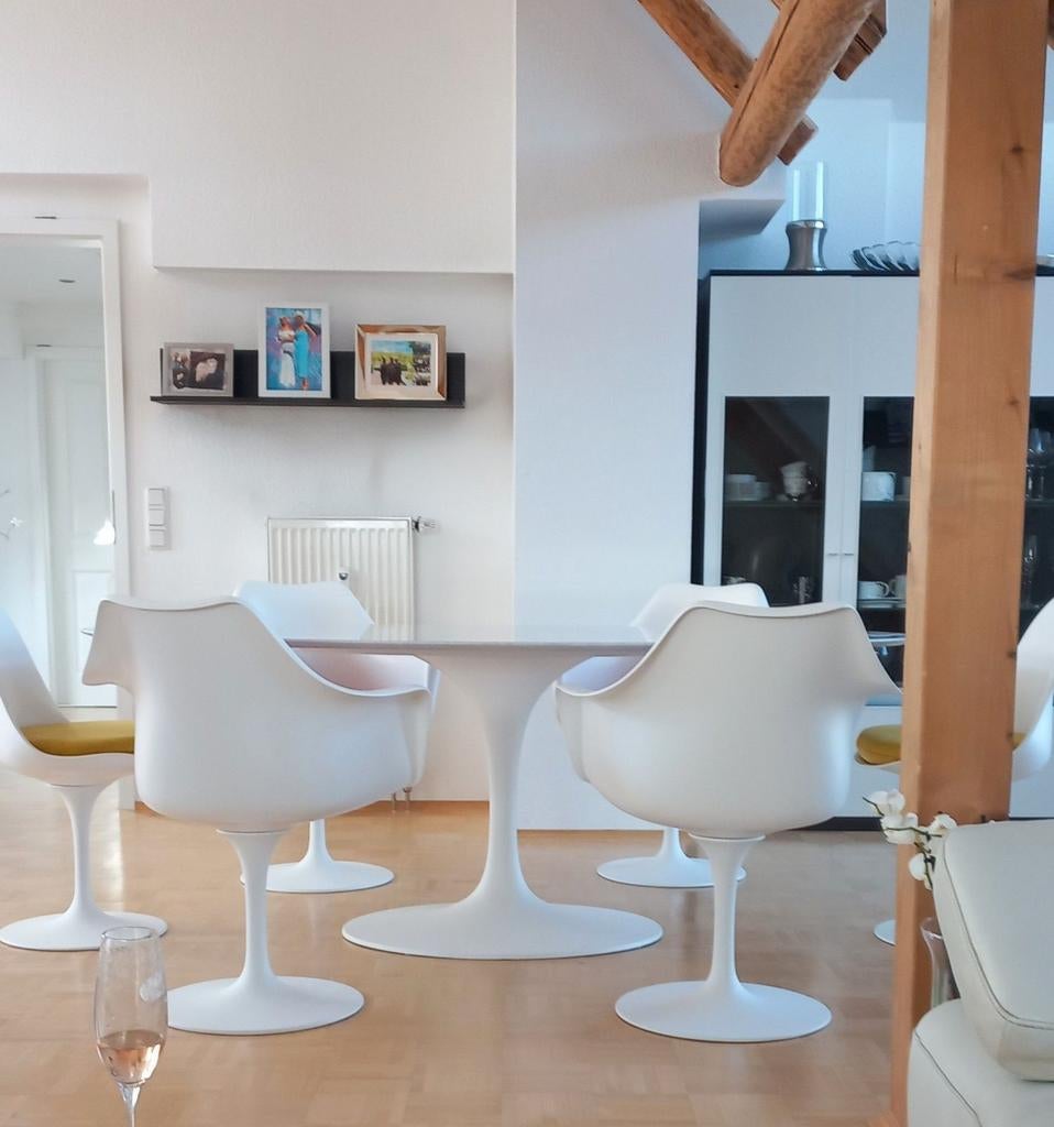 Mid-century fauteuils tulipe Eero Saarinen stoelen tafels, Ophalen of Verzenden