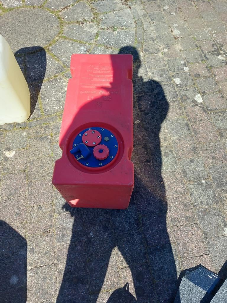 62 liter brandstof tank, Ophalen of Verzenden