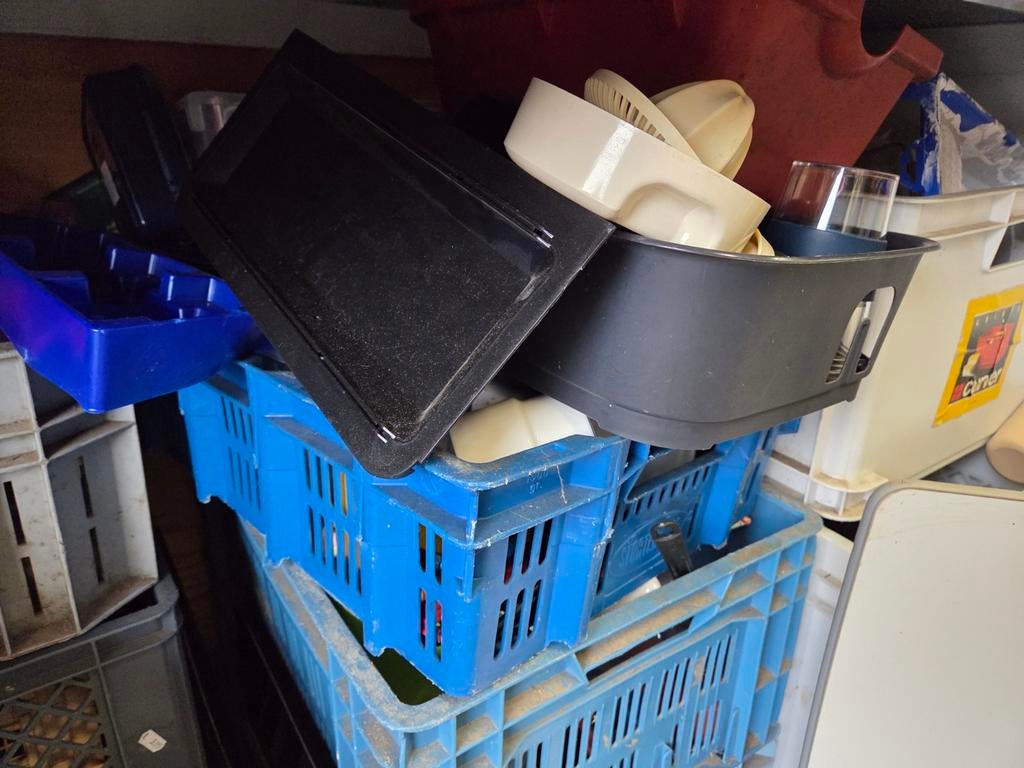 gratis - harde kunststoffen wekelijks af te halen, Ophalen, Gebruikt, Onbekend, Onbekend