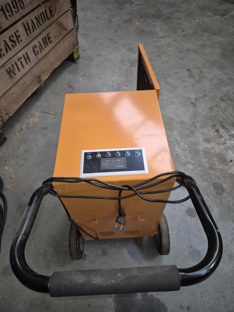 Bouwdroger op wielen, Doe-het-zelf en Verbouw, Ophalen of Verzenden