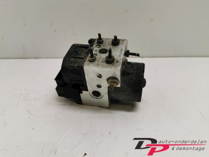 ABS Pomp van een MG ZR, Auto-onderdelen, Gebruikt, -, -, Ophalen of Verzenden