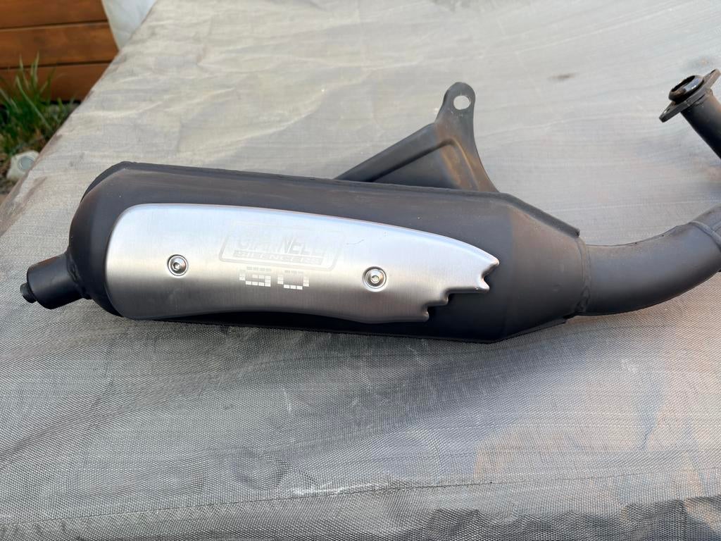 Gianelli GO uitlaat Piaggio Zip 2T – zo goed als nieuw, Ophalen of Verzenden, Zo goed als nieuw, Uitlaat, Overige merken