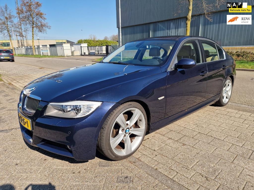 BMW 3-serie 325i Executive, LEKKE KOPPAKKING Inruil mogelijk, 745 kg, Achterwielaandrijving, Gebruikt, Beige