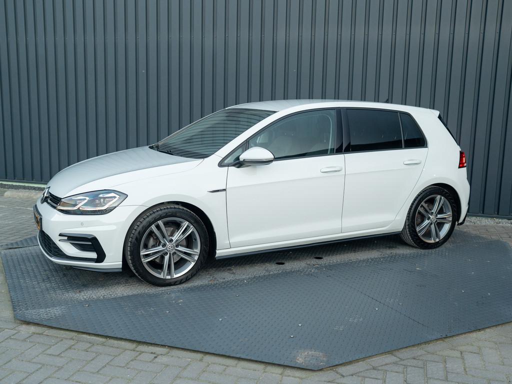 Volkswagen Golf 1.4 TSI Highline Business R | R-Line | LED k, 12 maanden, Adaptive Cruise Control, Gebruikt, Euro 6