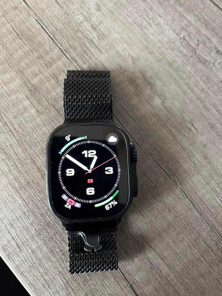 Apple Watch Ultra 2 GPS - Titanium Milanese Loop bandje, Zwart, IOS, Ophalen of Verzenden, Zo goed als nieuw