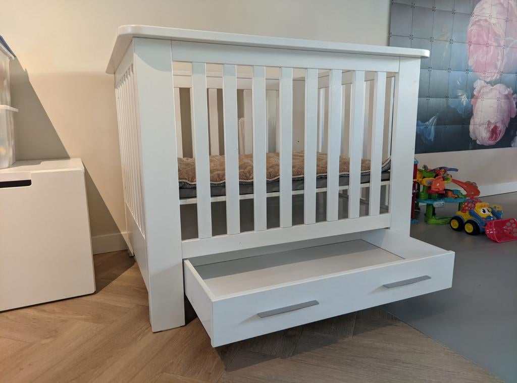 Bopita box met matrasje, Ophalen, Gebruikt, Lade