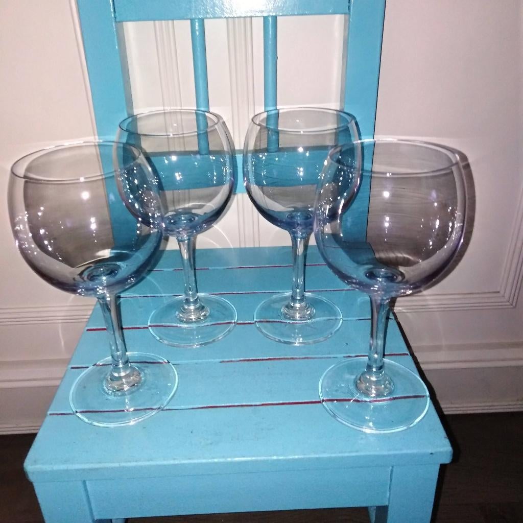 Wijnglazen met blauwe glans set van 4, Huis en Inrichting, Ophalen, Glas of Glazen, Overige stijlen, Glas