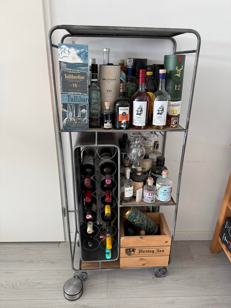 Wijntrolley / Barkast van metaal en hout, Ophalen, Gebruikt, 5 tot 15 flessen, Metaal