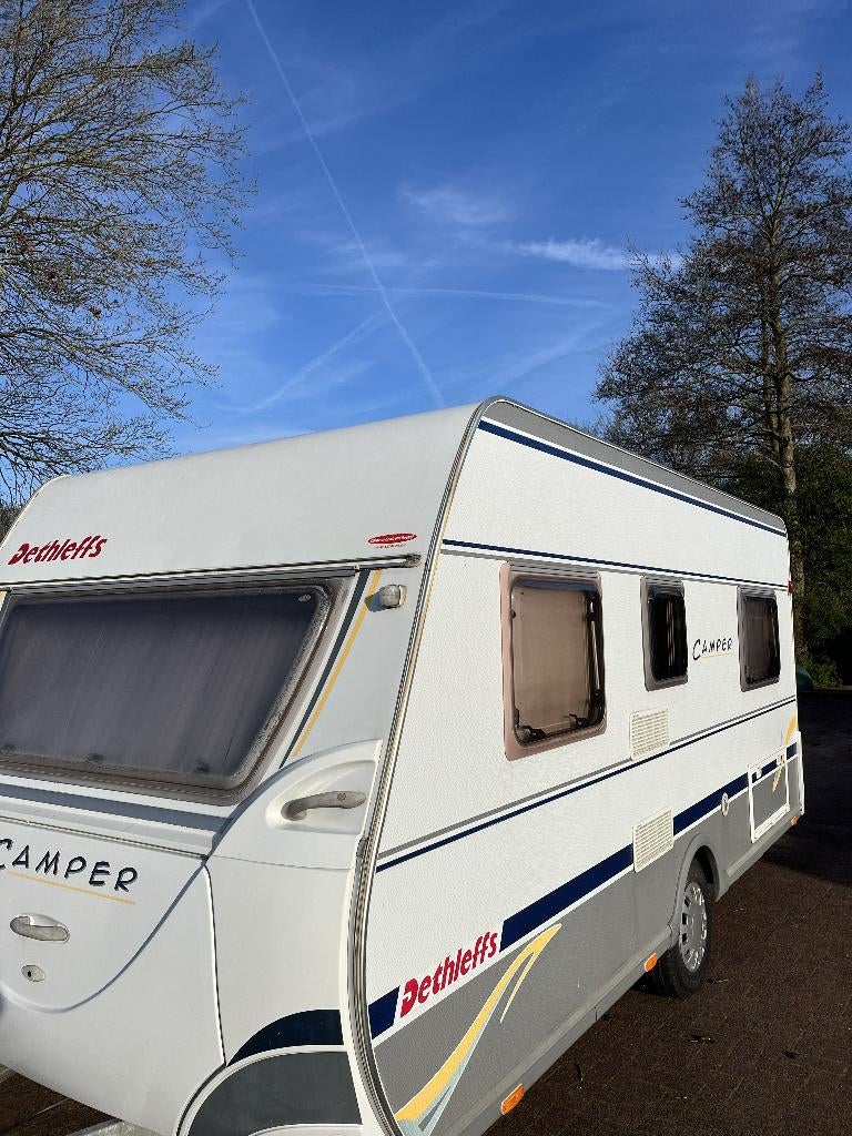 Mooie Dethleffs Camper EH3 Frans bed, Caravans en Kamperen, Caravans, Vast bed, Rondzit, Schokbreker, Bedrijf