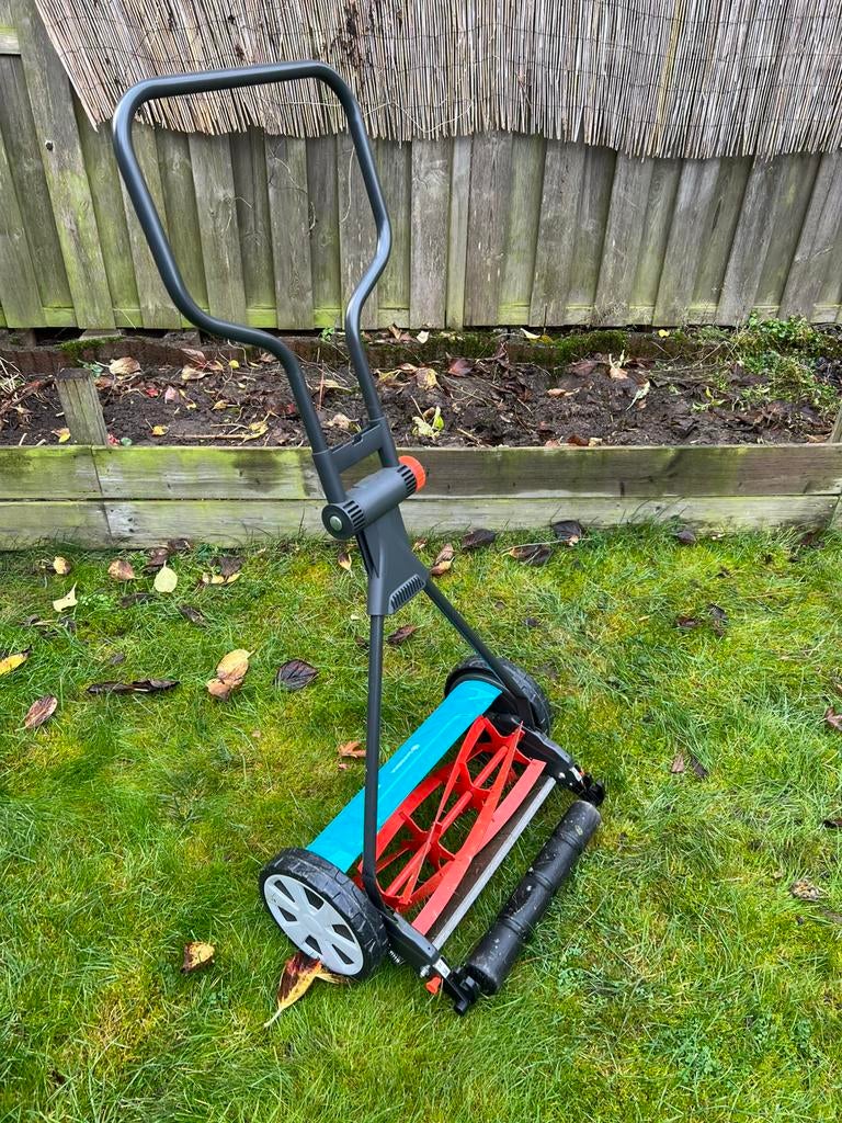 Grasmaaier Gardena, Ophalen of Verzenden, Zo goed als nieuw