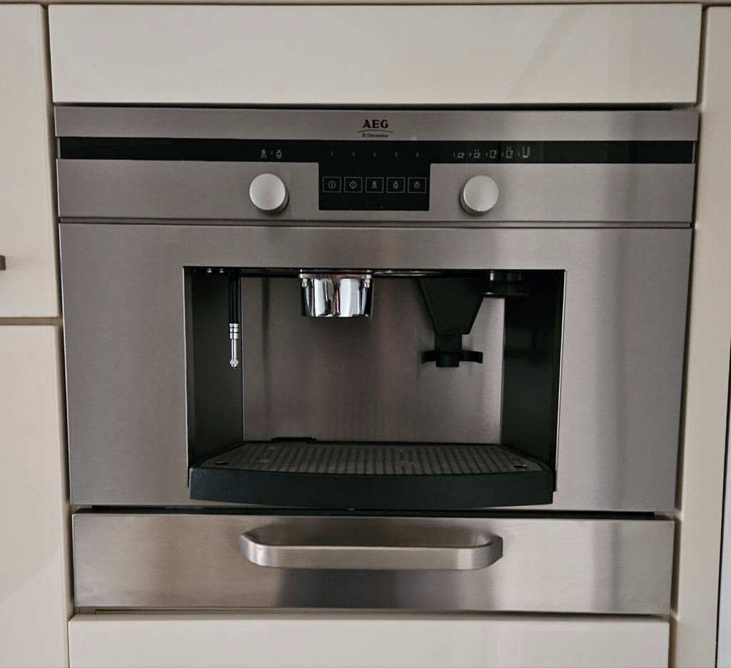 AEG inbouw koffiezetapparaat, Witgoed en Apparatuur, Koffiezetapparaten, Ophalen, Koffiemachine, Koffiebonen