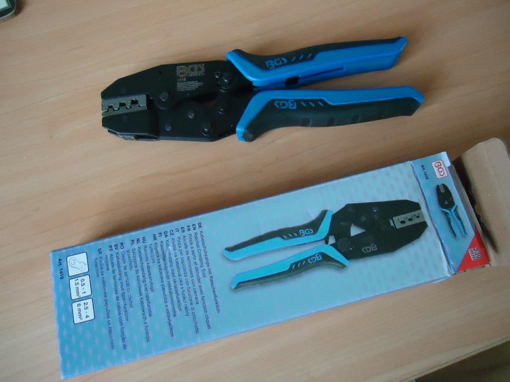 Kabelschoen tang., Doe-het-zelf en Verbouw, Gereedschap | Handgereedschap, Zo goed als nieuw, Ophalen of Verzenden