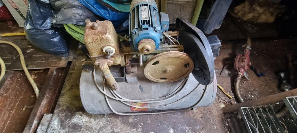 Speck hydrofoor + onderdelen + 2 losse tanks, Ophalen, Gebruikt, Motor en Techniek, Motorboot