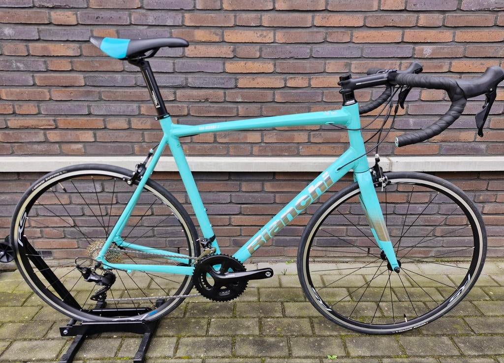 Nieuw Bianchi Via Nirone 7 racefiets maat 63 cm XXL Nieuw, Fietsen en Brommers, Fietsen | Racefietsen, Overige merken, Heren, Info@bimici.nl