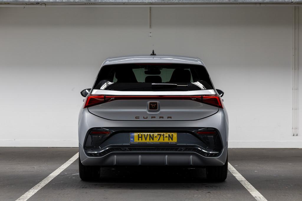 CUPRA Born Business Limited 63 kWh 231pk, Gebruikt, Te koop, Hatchback, Keurmerk '100% Onderhouden'